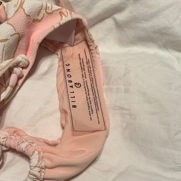 Billabong Light Pink Floral Bikini - Picture 6 of 6